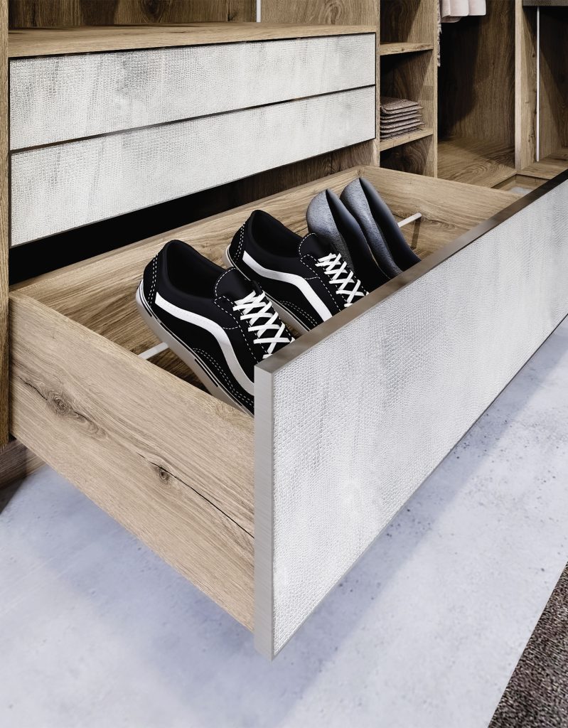 Construction, aménagement et rénovation d'intérieur et d'extérieur en bois dans la région Ile de France ; cuisine dressing, bibliothèque, terrasse en bois, ossature en bois, extension en bois