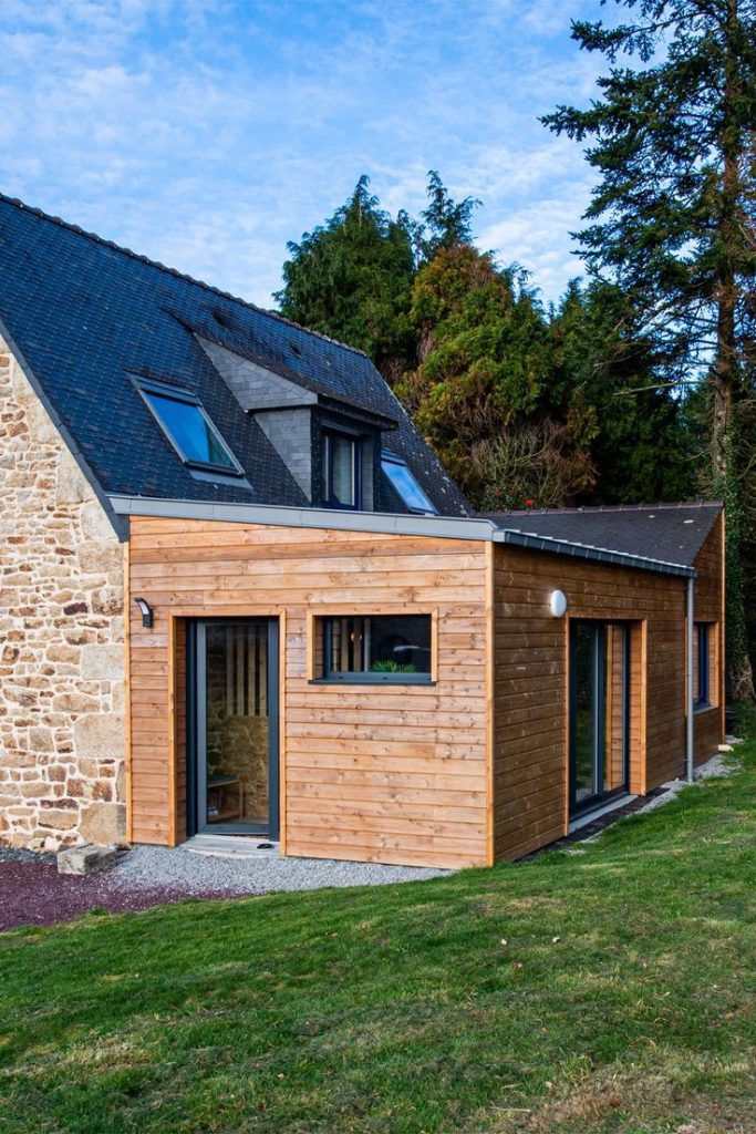 Construction, aménagement et rénovation d'intérieur et d'extérieur en bois dans la région Ile de France ; cuisine dressing, bibliothèque, terrasse en bois, ossature en bois, extension en bois